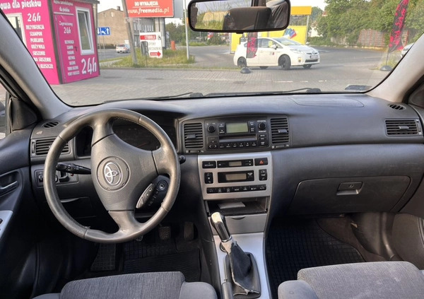 Toyota Corolla cena 7800 przebieg: 280000, rok produkcji 2003 z Szczecin małe 121